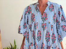 Cargar imagen en el visor de la galería, TOSCANA DRESS - BLUE
