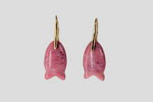Lade das Bild in den Galerie-Viewer, PEZ EARRING - PINK
