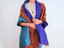 Cargar imagen en el visor de la galería, SILK SCARF 10
