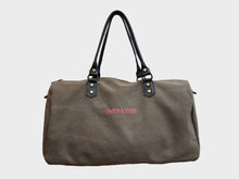 Load image into Gallery viewer, BOLSA VIAJE VERDE TOPO
