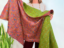 Cargar imagen en el visor de la galería, SILK SCARF 19
