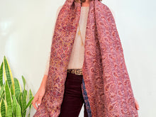 Cargar imagen en el visor de la galería, SILK SCARF 19
