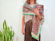 Cargar imagen en el visor de la galería, EMBROIDERY SILK SCARF 36
