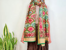 Cargar imagen en el visor de la galería, EMBROIDERY SILK SCARF 31
