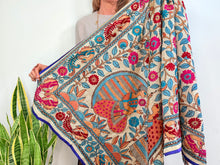 Cargar imagen en el visor de la galería, EMBROIDERY SILK SCARF 26
