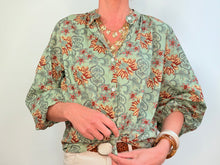 Load image into Gallery viewer, FLORAL BOHO SHIRT 3
