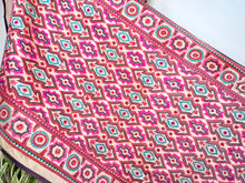 Charger l'image dans la galerie, EMBROIDERY SILK SCARF 23
