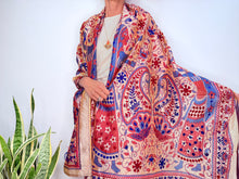 Charger l'image dans la galerie, EMBROIDERY SILK SCARF 19
