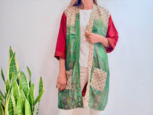 Charger l'image dans la galerie, MEDIUM KIMONO SILK 1
