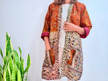 Lade das Bild in den Galerie-Viewer, LANGER KIMONO SEIDE 6
