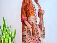 Lade das Bild in den Galerie-Viewer, LANGER KIMONO SEIDE 6
