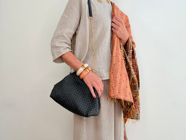 FLORENCIA CLUTCH BAG - BLACK