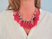 Cargar imagen en el visor de la galería, BOUQUET NECKLACE - 2
