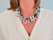 Cargar imagen en el visor de la galería, BOUQUET NECKLACE - 7
