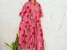 Lade das Bild in den Galerie-Viewer, SAINT-TROPEZ - ROTES GESTREIFTES KLEID
