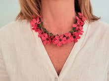 Cargar imagen en el visor de la galería, BOUQUET NECKLACE - 11
