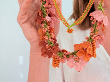 Cargar imagen en el visor de la galería, BOUQUET NECKLACE - 14
