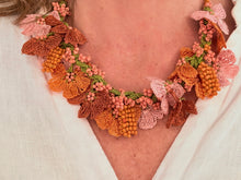 Cargar imagen en el visor de la galería, BOUQUET NECKLACE - 14
