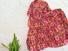 Lade das Bild in den Galerie-Viewer, SAINT-TROPEZ - ROTES KLEID
