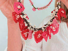 Cargar imagen en el visor de la galería, BOUQUET NECKLACE - 15
