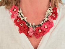 Cargar imagen en el visor de la galería, BOUQUET NECKLACE - 15
