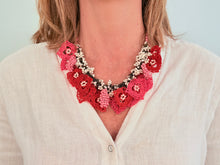 Cargar imagen en el visor de la galería, BOUQUET NECKLACE - 15
