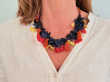 Cargar imagen en el visor de la galería, BOUQUET NECKLACE - 16
