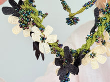 Cargar imagen en el visor de la galería, BOUQUET NECKLACE - 18

