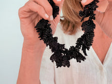 Cargar imagen en el visor de la galería, BOUQUET NECKLACE - 20
