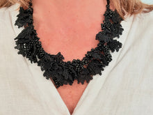 Cargar imagen en el visor de la galería, BOUQUET NECKLACE - 20
