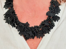 Cargar imagen en el visor de la galería, BOUQUET NECKLACE - 20
