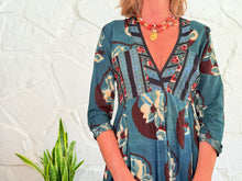 Lade das Bild in den Galerie-Viewer, TOSCANA KLEID - KOBALT
