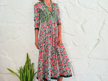 Lade das Bild in den Galerie-Viewer, TOSCANA KLEID - GRÜN
