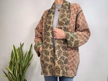 Cargar imagen en el visor de la galería, REVERSIBLE CRETONA COAT 1
