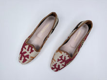 Carica l'immagine nel visualizzatore di Gallery, KILIM SHOES 39 - 3
