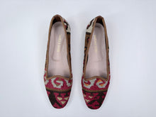 Carica l'immagine nel visualizzatore di Gallery, KILIM SHOES 40 - 8
