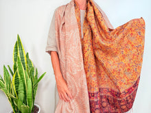 Cargar imagen en el visor de la galería, SILK SCARF 2
