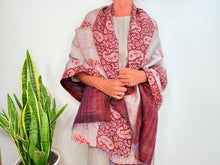 Cargar imagen en el visor de la galería, SILK SCARF 4
