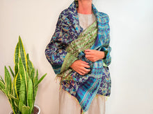 Cargar imagen en el visor de la galería, SILK SCARF 7
