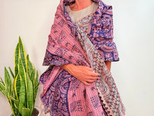 Cargar imagen en el visor de la galería, SILK SCARF 8
