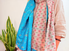 Cargar imagen en el visor de la galería, SILK SCARF 11
