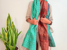 Cargar imagen en el visor de la galería, SILK SCARF 12
