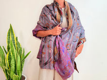 Load image into Gallery viewer, SILK SCARF 17
