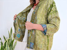 Cargar imagen en el visor de la galería, SHORT KIMONO SILK 13
