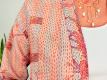 Load image into Gallery viewer, SHORT KIMONO SILK 14
