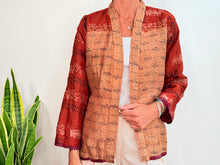 Load image into Gallery viewer, SHORT KIMONO SILK 18
