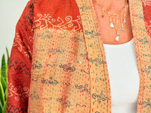 Load image into Gallery viewer, SHORT KIMONO SILK 18
