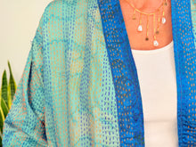 Load image into Gallery viewer, SHORT KIMONO SILK 20
