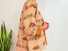 Load image into Gallery viewer, SHORT KIMONO SILK 23
