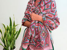 Cargar imagen en el visor de la galería, EMBROIDERY SILK SCARF 36
